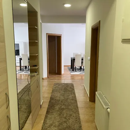 Apartment - Cathedral