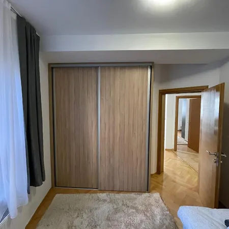 Heart Of - Cathedral アパート サラエヴォ